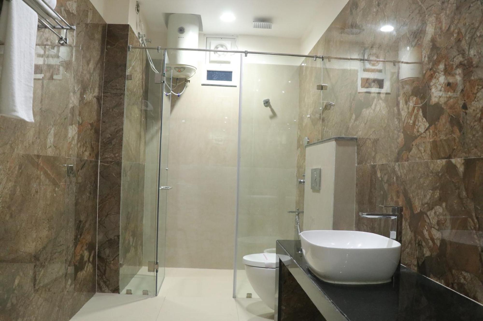 Pt Moolraj Residency Hotel Una  ภายนอก รูปภาพ