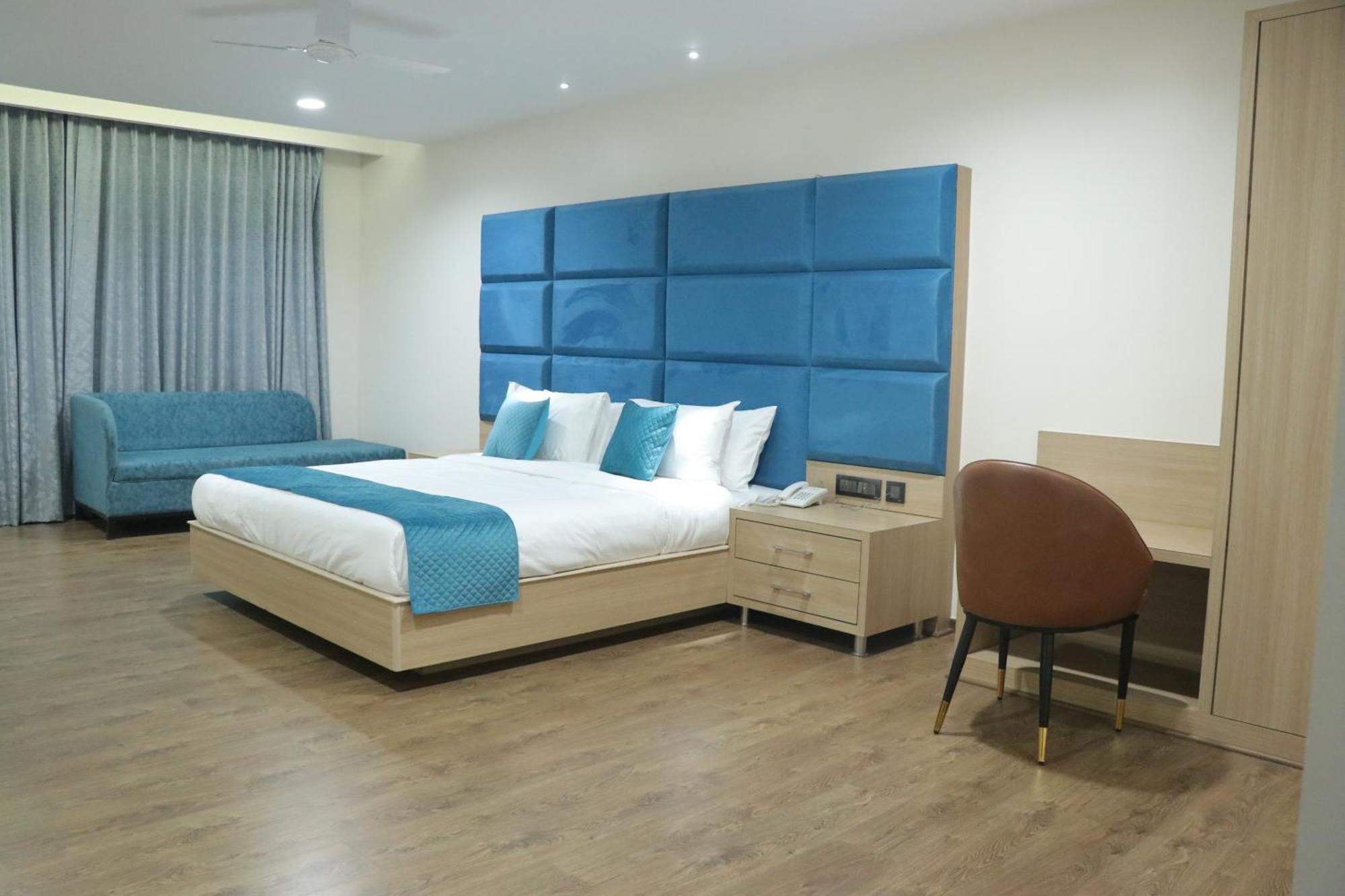 Pt Moolraj Residency Hotel Una  ภายนอก รูปภาพ
